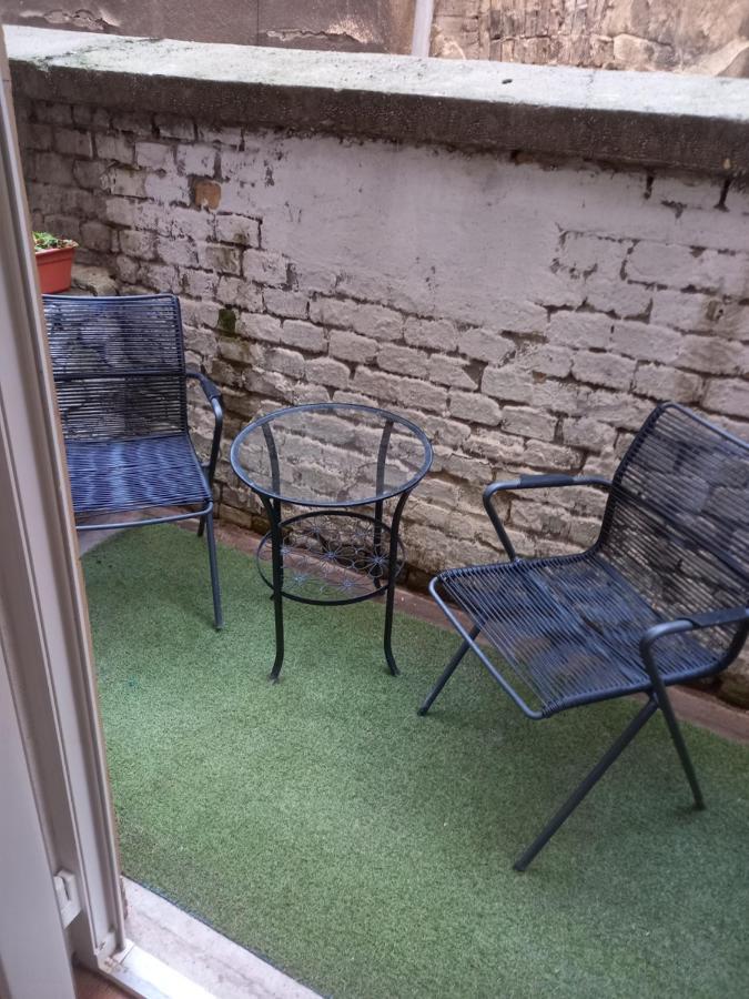 Liszt Ferenc Square Apartamento Budapest